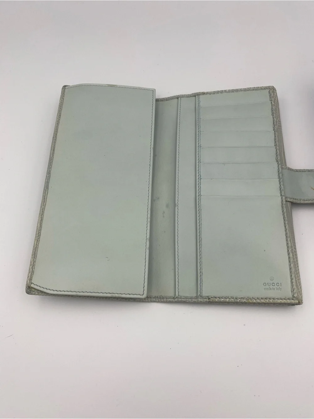 Gucci Pale Gray Lizard-Embossed Leather Wallet with Gold Bar vintage